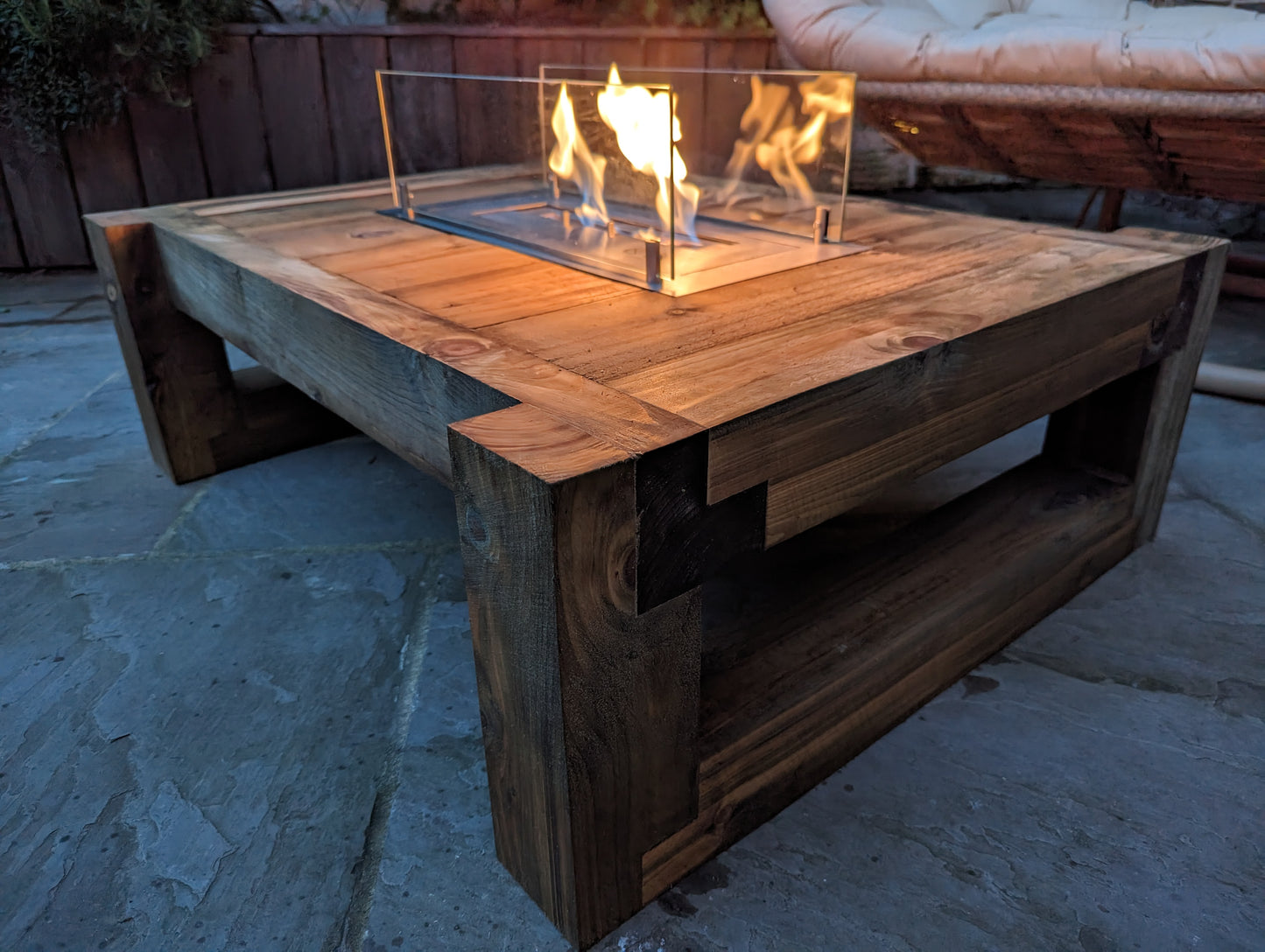 Firepit table