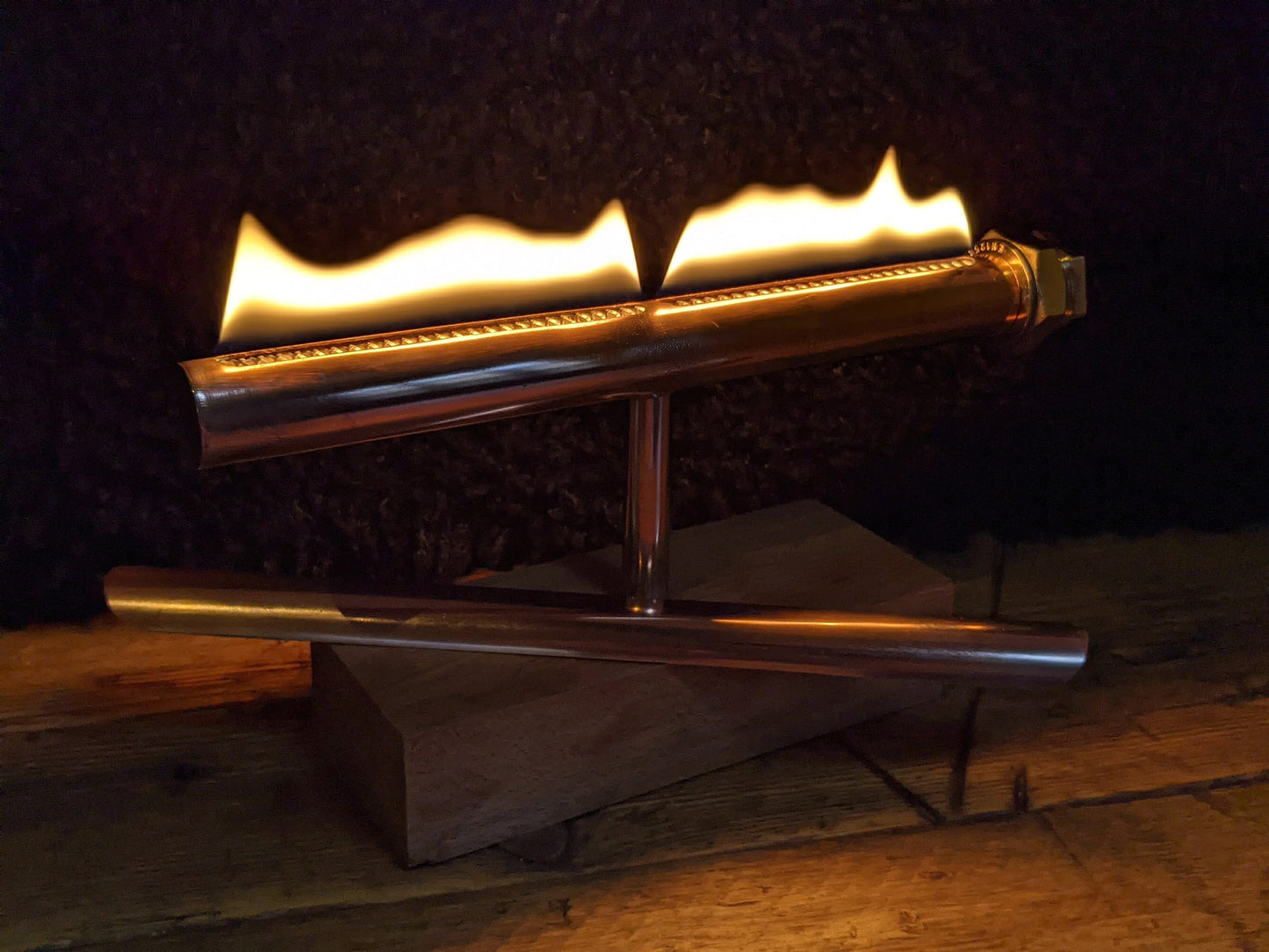 Outdoor table top oil burner